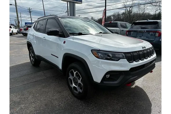 $26988 : Jeep Compass 2022 4x4 Trailh image 3