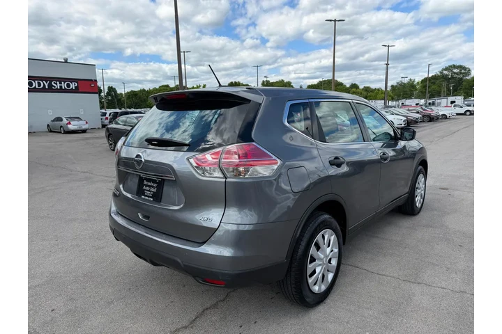 $9980 : 2016 Rogue SV image 2