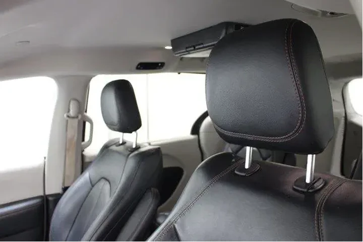 $13982 : Chrysler Pacifica 2017 Touri image 4