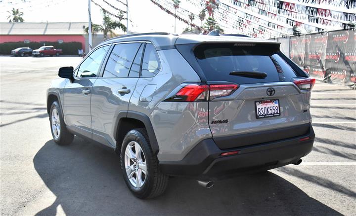 $26989 : RAV4 XLE image 6