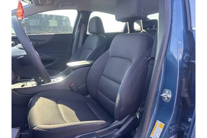 $22982 : Chevrolet Malibu 2025 LS 4dr image 10