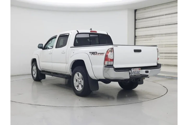 $22998 : Toyota Tacoma 2015 4x2 PreRu image 2