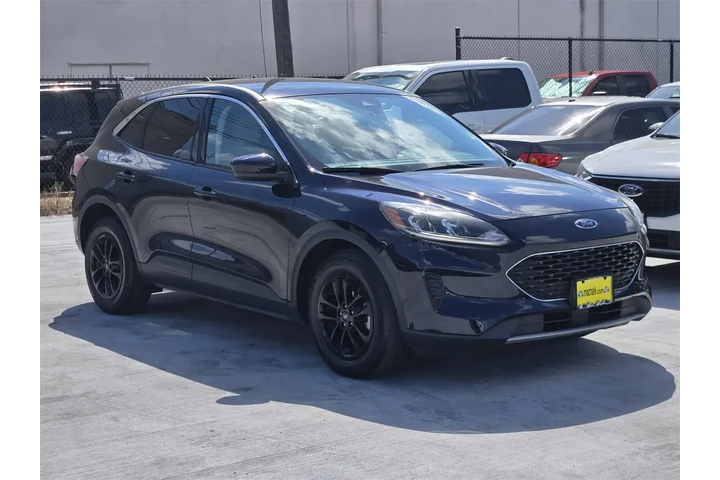 $19996 : Ford Escape Hybrid 2021 SE 4 image 2
