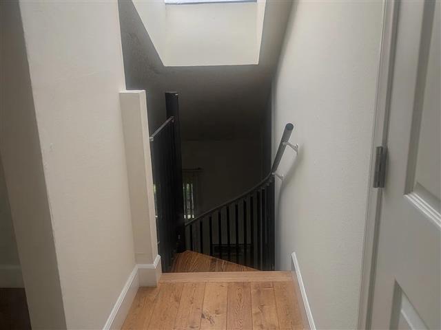 $1800 : 2 beds 1 Bath image 2