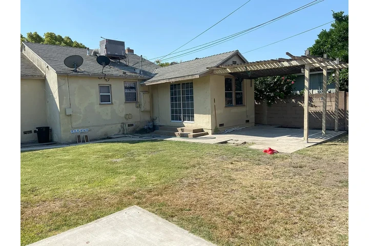 $1470 : Norwalk - Single Family Listo image 3