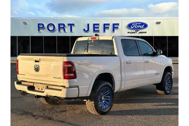 $38245 : Ram 1500 2022 4x4 Laramie 4d image 6