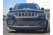 $23484 : Jeep Grand Cherokee 2023 4x4 thumbnail