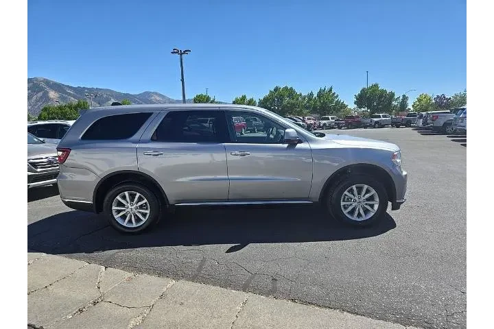 $22060 : Dodge Durango 2020 AWD SXT 4 image 4