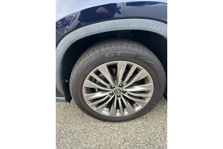 $38800 : Toyota Highlander 2021 AWD P image 5