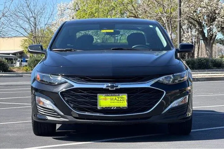 $21354 : Chevrolet Malibu 2025 RS 4dr image 7