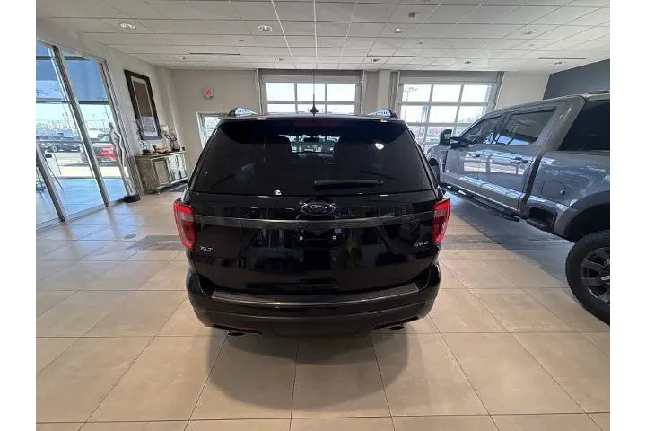 $24990 : Ford Explorer 2018 AWD XLT 4 image 4