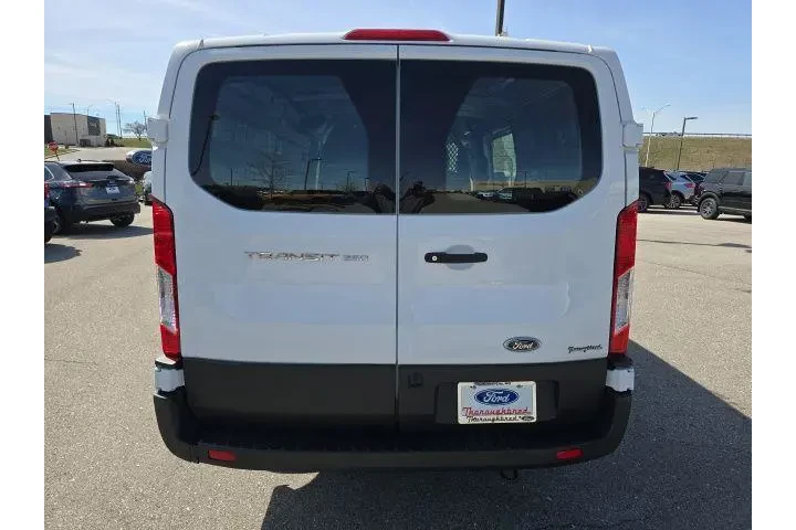$31900 : Ford Transit 2024 250 3dr LW image 4