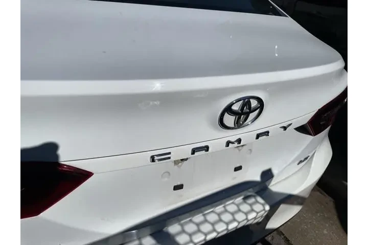 $22101 : Toyota Camry 2024 LE 4dr Sed image 9