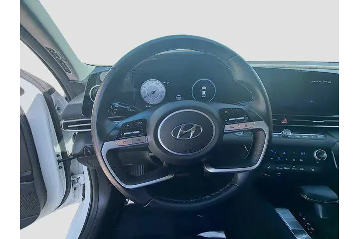 $16570 : Hyundai ELANTRA 2023 SEL 4dr image 8