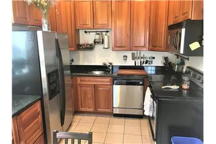 $2900 : Rental property with 1 bedro image 10