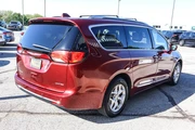 $14949 : 2020 Pacifica Limited FWD thumbnail