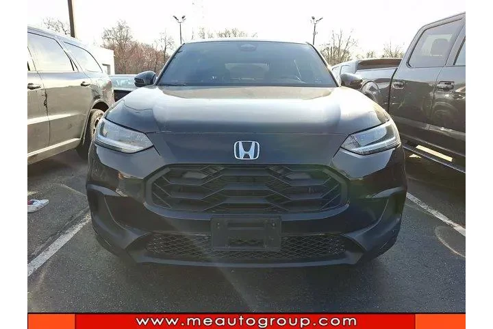 $24392 : Honda HR-V 2023 AWD Sport 4d image 2
