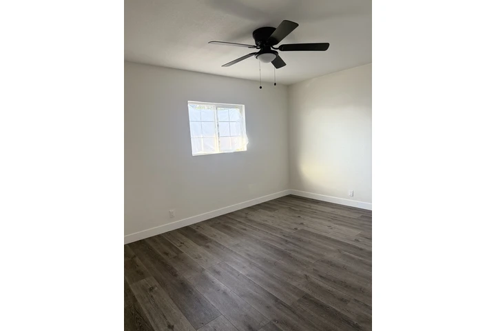 $1875 : APARTAMENTO DE UNA RECAMARA image 1