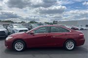 $16990 : PRE-OWNED 2017 TOYOTA CAMRY LE thumbnail