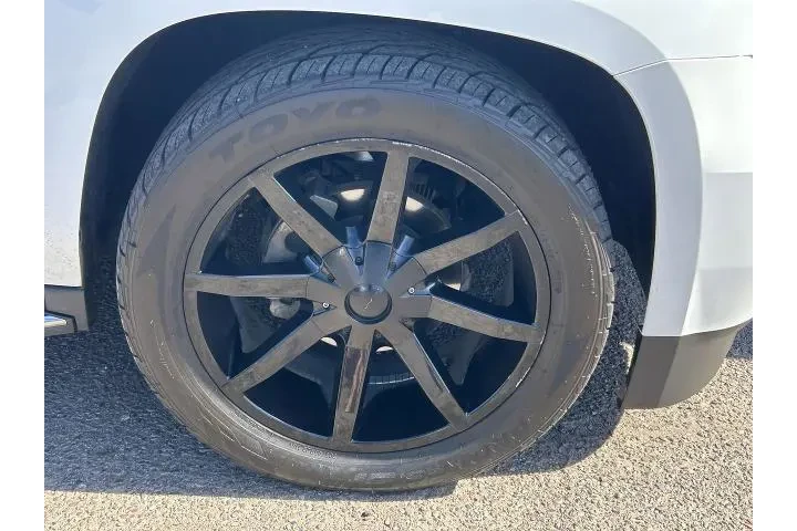 $27998 : Chevrolet Tahoe 2016 4x2 LTZ image 8