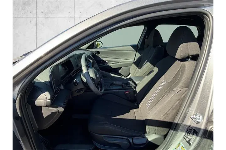 $19775 : Hyundai ELANTRA 2025 SEL Spo image 5