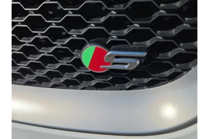 $18099 : Jaguar F-PACE 2019 AWD S 4dr image 7