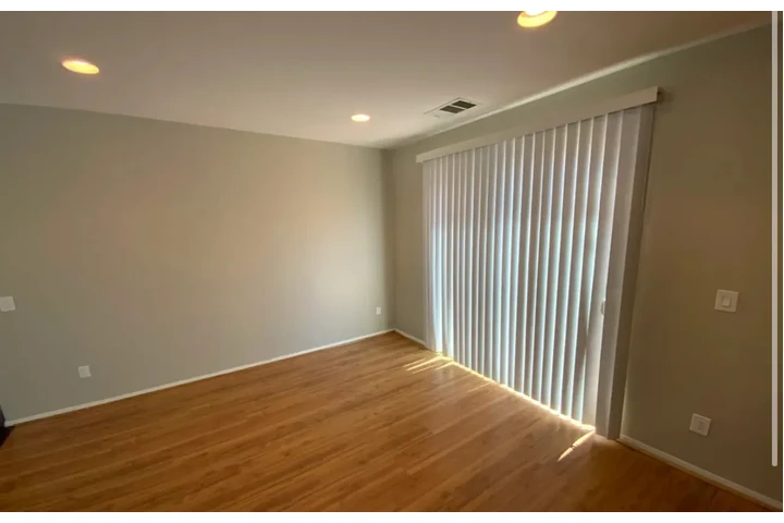 $2254 : 3bed | 3bath in Los Angeles image 3