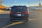 $25501 : PRE-OWNED  CHRYSLER PACIFICA T thumbnail