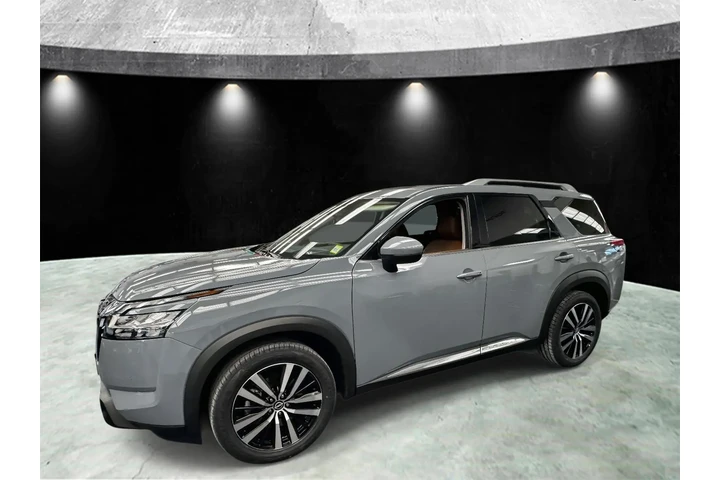 $33985 : Nissan Pathfinder 2023 AWD P image 3