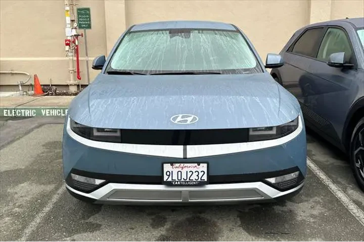 $25990 : Hyundai IONIQ 5 2024 SEL 4dr image 3