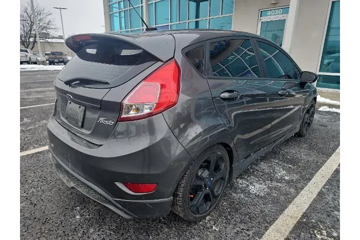 $12188 : Ford Fiesta 2017 ST 4dr Hatc image 8