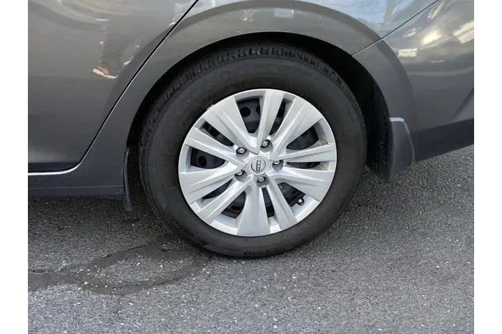 $14402 : Nissan Sentra 2025 S 4dr Sed image 9