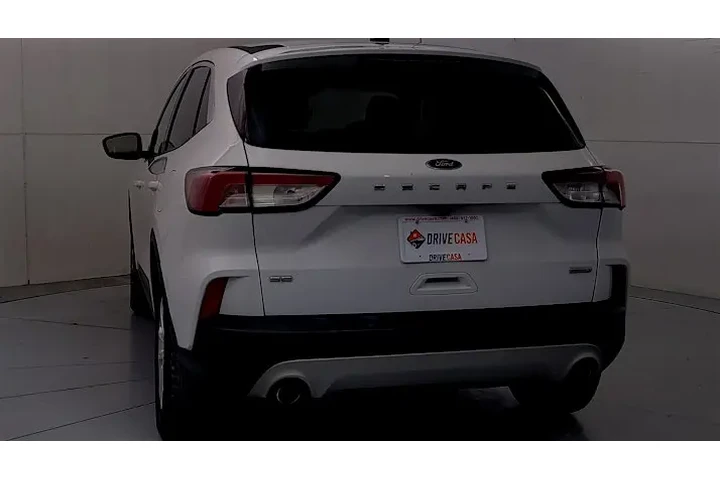 2015 Escape SE 4WD image 8