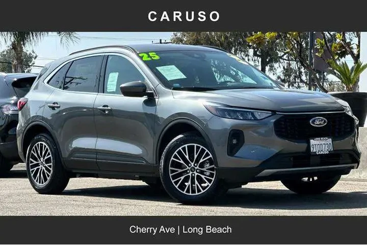 $35375 : Ford Escape Plug-In Hybrid 2 image 1