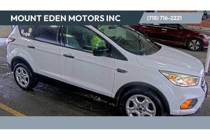 $8995 : 2017 Escape S image 2