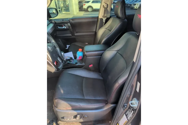 $30000 : Toyota 4Runner 2018 4x4 SR5 image 7