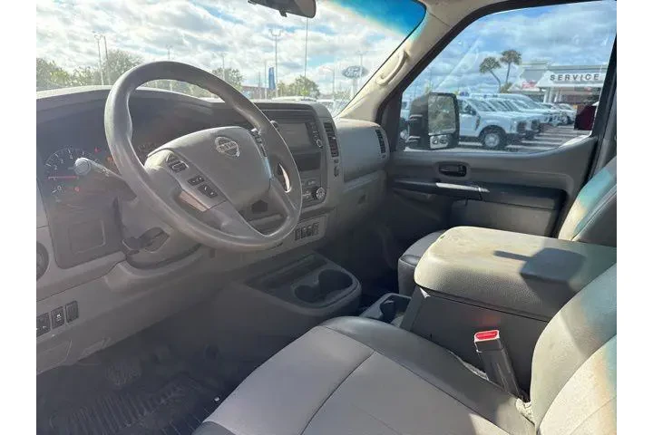 $14991 : Nissan NV 2019 3500 HD S 3dr image 8