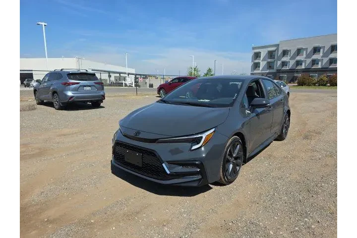 $29900 : Toyota Corolla 2026 SE 4dr S image 3