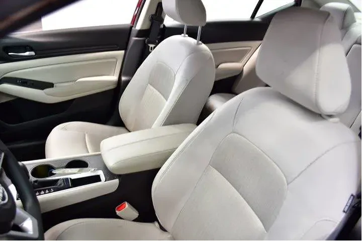 $21994 : Nissan Altima 2025 2.5 SV 4d image 8