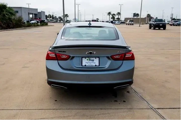 $16721 : Chevrolet Malibu 2023 RS 4dr image 3