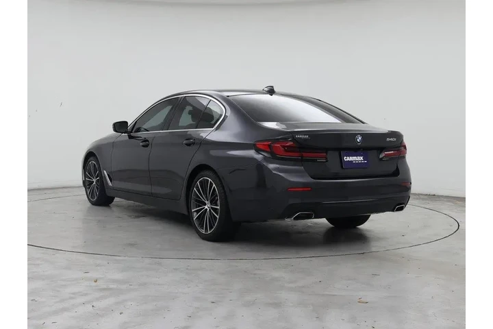 $33998 : BMW 5 Series 2022 540i 4dr S image 2