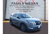 Nissan Pathfinder 2024 AWD S en Long Island