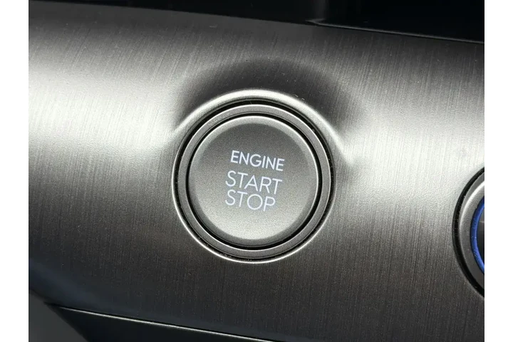 $23999 : Hyundai KONA 2025 AWD SEL 4d image 9