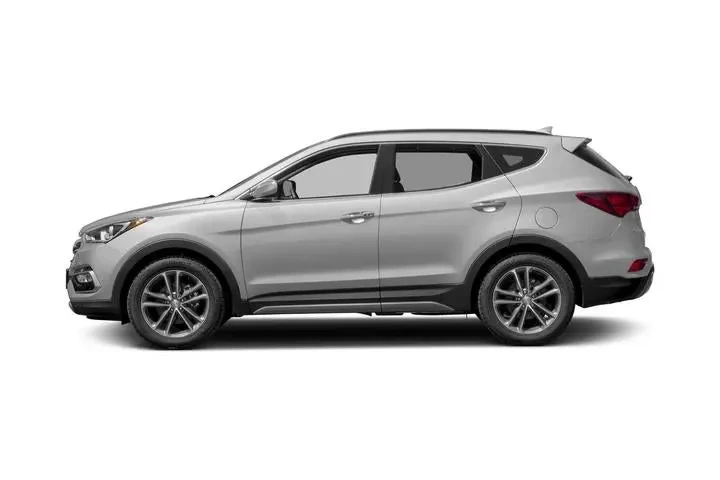 $7800 : Hyundai SANTA FE Sport 2017 image 2