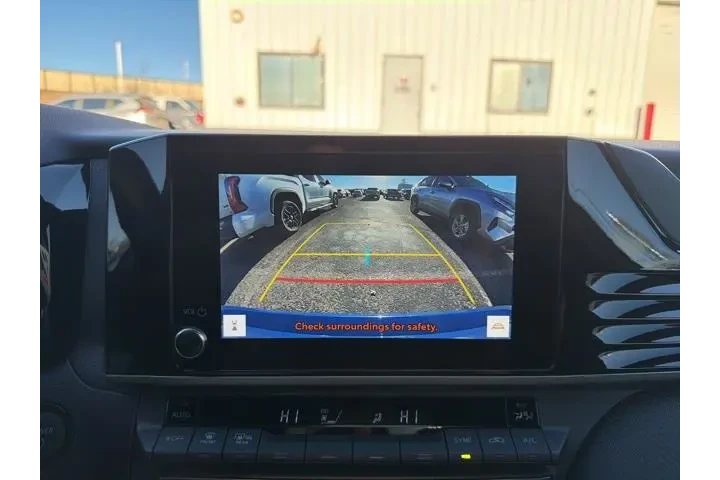 $31874 : Toyota Camry 2025 SE 4dr Sed image 9