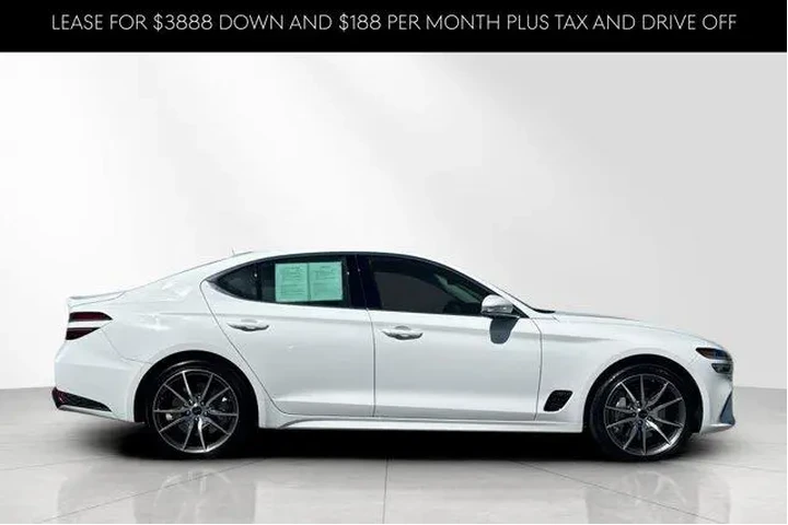 $37680 : Genesis G70 2026 2.5T Standa image 4