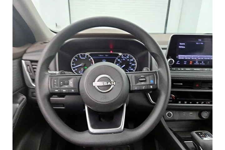 $21998 : Nissan Rogue 2023 SV 4dr Cro image 10