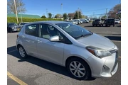 $8995 : Toyota Yaris 2016 SE 4dr Hat thumbnail