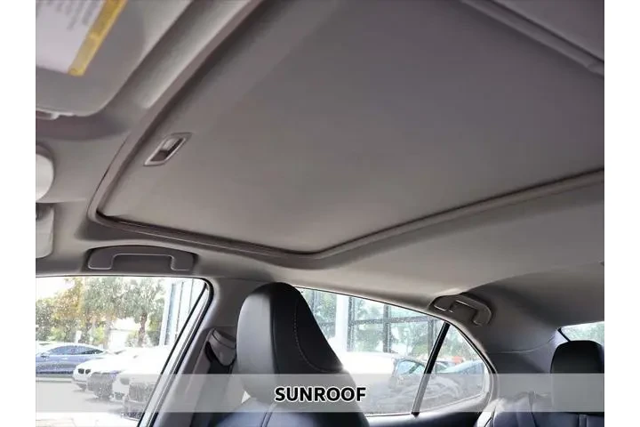 $20890 : Toyota Camry 2024 SE 4dr Sed image 3