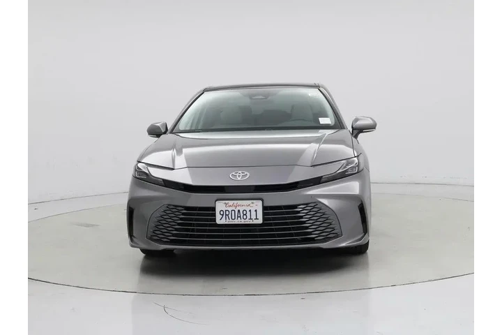 $34998 : Toyota Camry 2025 LE 4dr Sed image 5